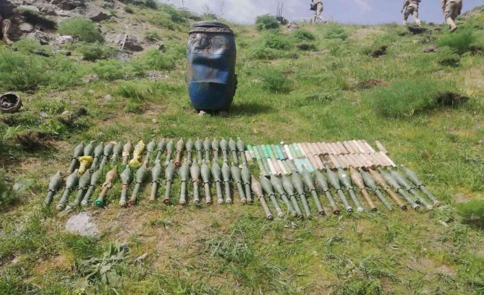 Şırnak’ta terör örgüte ait çok sayıda roketatar mühimmatı ve sevk fişeği ele geçirildi