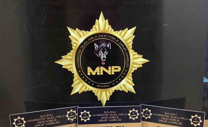 Şüpheli şahıstan metamfetamin ve uyuşturucu hap çıktı