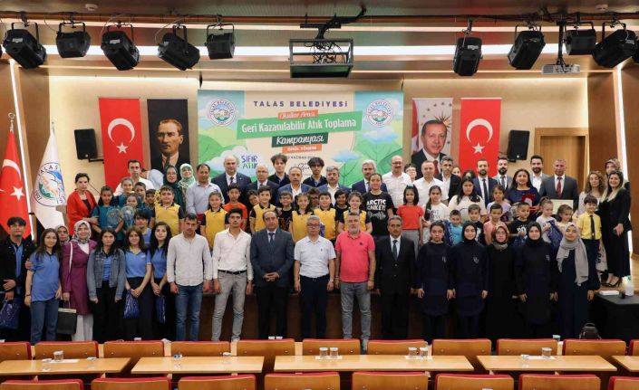 Talas’ta atıklar dönüşüme, ödüller öğrencilere