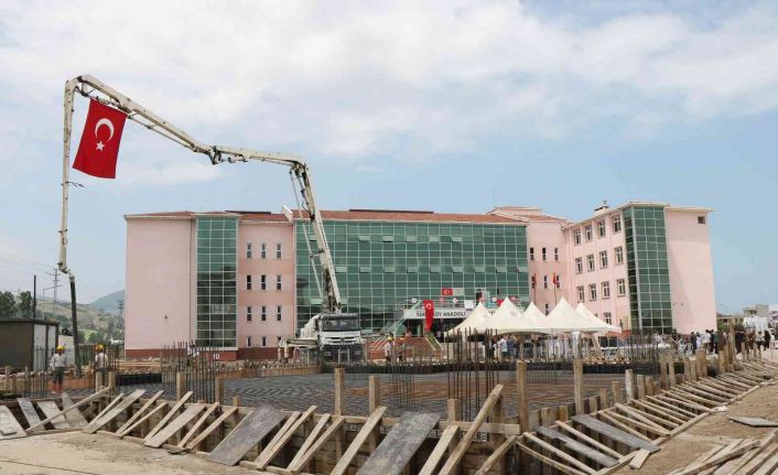 Tekkeköy Anadolu İmam Hatip Lisesi Uygulama Camii’nin temeli atıldı
