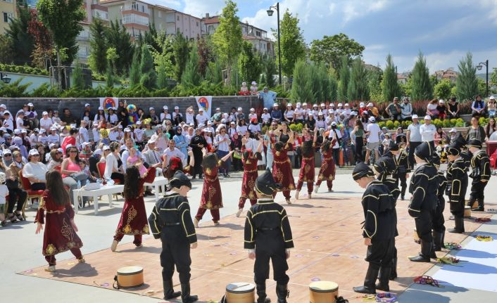 Uluslararası Bahar Çocuk Şenliği’ne büyük ilgi