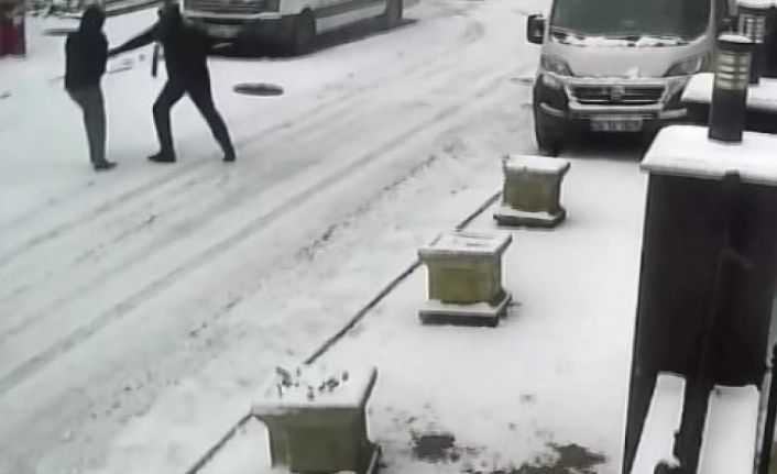 Ümraniye’de 3 ay önce sokak ortasında işlenen cinayetin zanlıları yakalandı