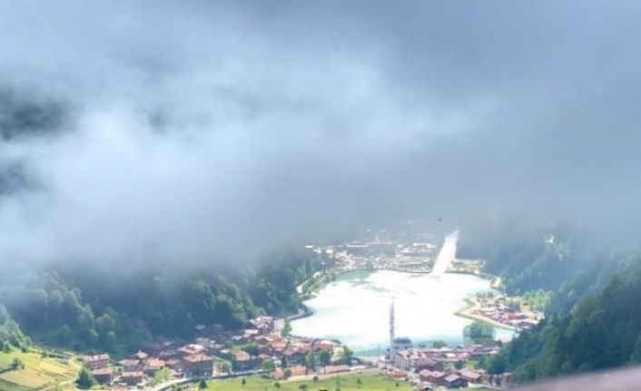 Uzungöl’de bulutların dansı