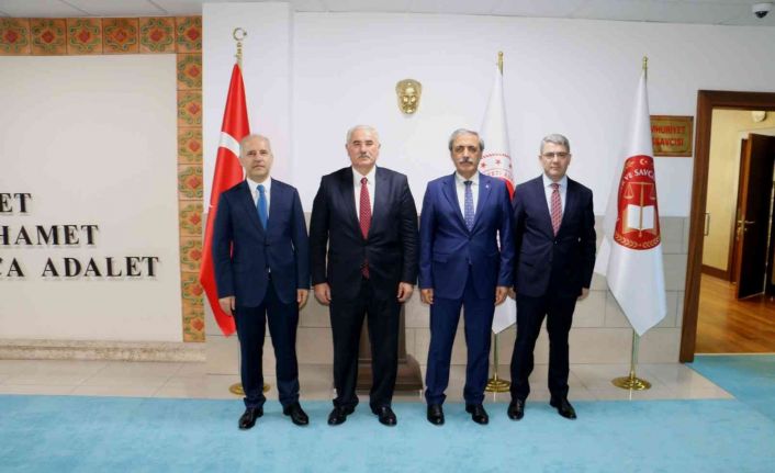 Yargıtay Başkanı Akarca ve Yargıtay Cumhuriyet Başsavcısı Şahin’den Antalya Adliyesi ziyareti