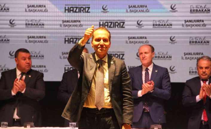Yeniden Refah Partisi Genel Başkanı Fatih Erbakan partisinin Şanlıurfa kongresine katıldı