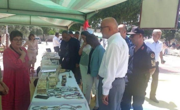 Yenipazar’da Halk Eğitim Merkezi Müdürlüğü yıl sonu sergisi açıldı