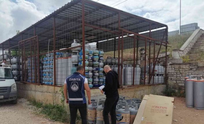 Zabıtadan gübre ve tüp satışı yapan esnafa denetim