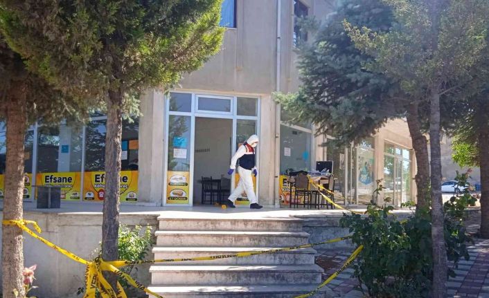 20 kilometre arayla dehşet saçtı