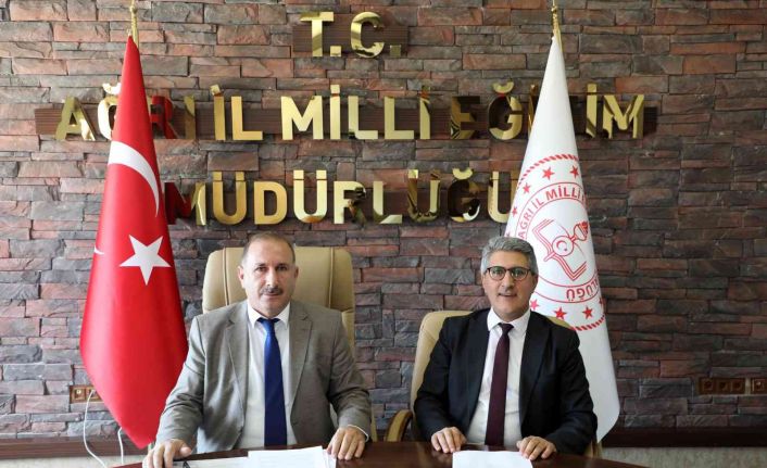 Ağrı’da tarım, hayvancılık ve laboratuvar hizmetleri alanında bilgilendirme toplantısı düzenlendi