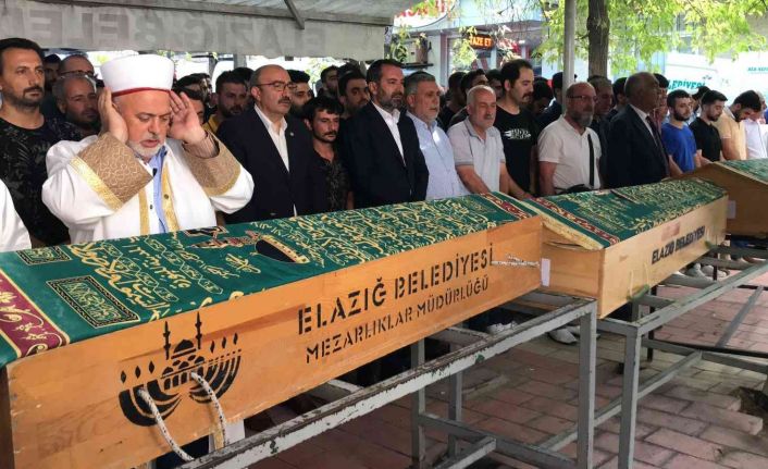 Baba, oğul ve amca son yolculuklarına uğurlandı