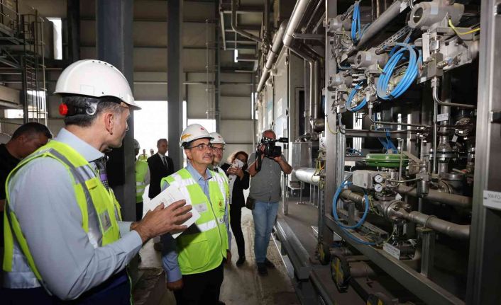 Bakan Dönmez duyurdu: Türkiye kışa doğal gaz depoları dolu giriyor