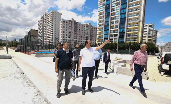 Başkan Altay: “Şefik Can Parkı yeşil dokusuyla sosyal hayata katkı sağlayacak”