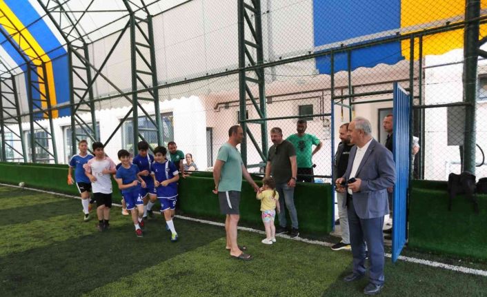 Başkan Aygün “Spor yapmak ve eğitim almak isteyen öğrencilerimizin yanındayız”
