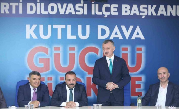 Başkan Büyükakın: "Onlar ayaklarımıza pranga vurup kontrol etmek istedikleri bir Türkiye hayaliyle yaşıyor"