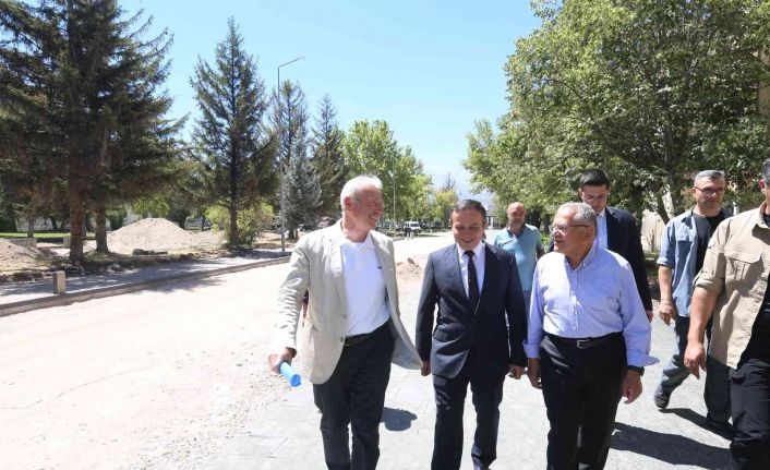 Başkan Büyükkılıç ERÜ Tıp Fakültesi Çevre Düzenlemesini yerinde inceledi