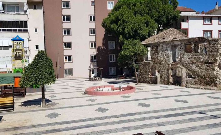 Başkan Temel, “Esenköy’ün artık bir meydanı var”