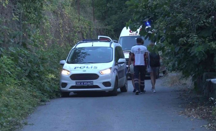 Beykoz’da 2 katlı binanın çatısı alevlere teslim oldu