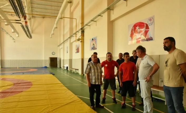 Branş antrenörleri ile tanışma, planlama ve değerlendirme toplantısı