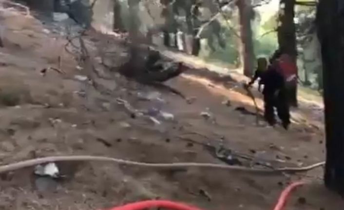 Büyük Manavgat yangınında ormancılara sırtında erzak taşıdı, yıl dönümünde çiçeklerle ziyaret edildi