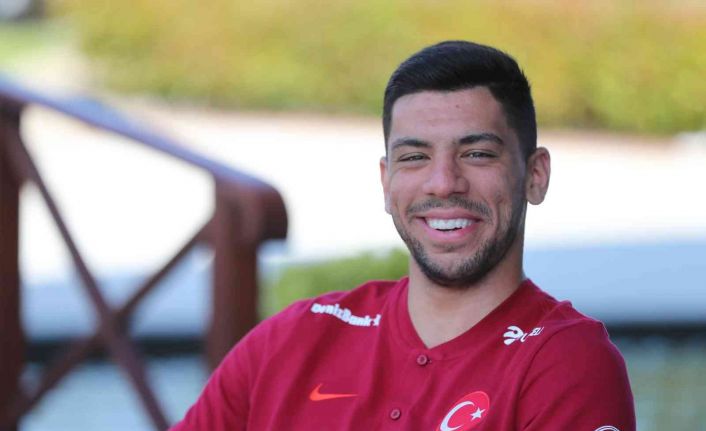 Cenk Özkacar: "Milli Takım listesinde ismimi görünce ağladım"