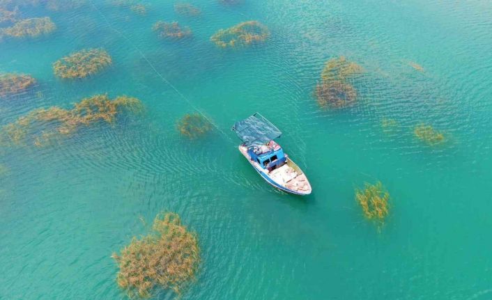 Çocuklarına örnek olmak için yola çıkan balıkçı iki üniversite kazandı