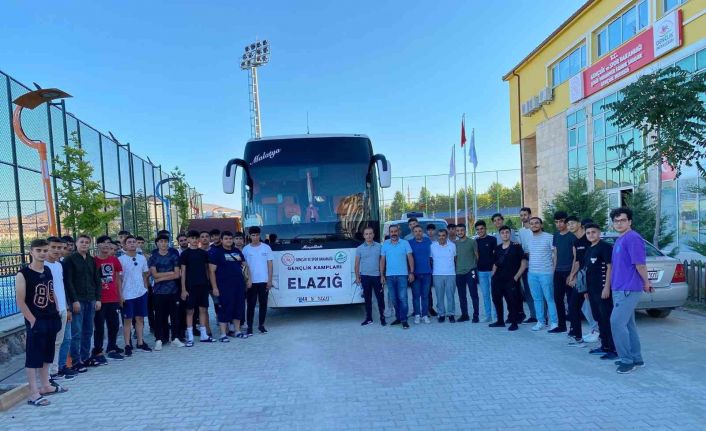 Elazığlı gençler Akdeniz’de