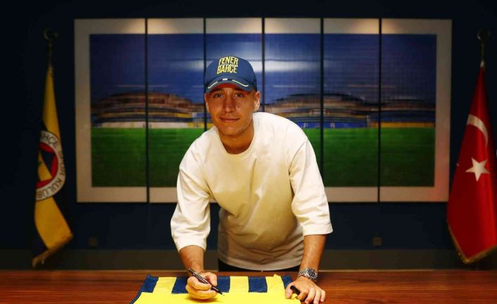 Emre Mor: "Hem ligi hem de Türkiye Kupası’nı kazanabilecek kaliteye sahibiz"