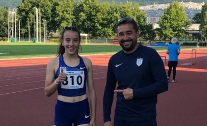 Eskişehirli rekortmen atletten büşük başarı