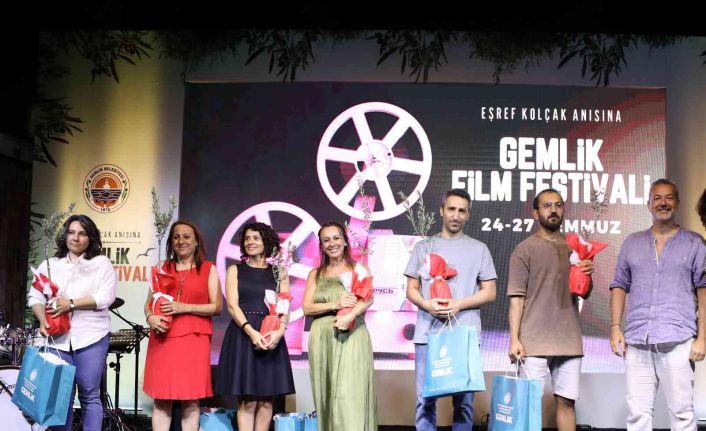 Gemlik Film Festivali’nde ödül gecesi
