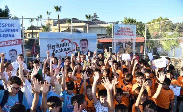 Genç sporcular sertifikalarını aldı