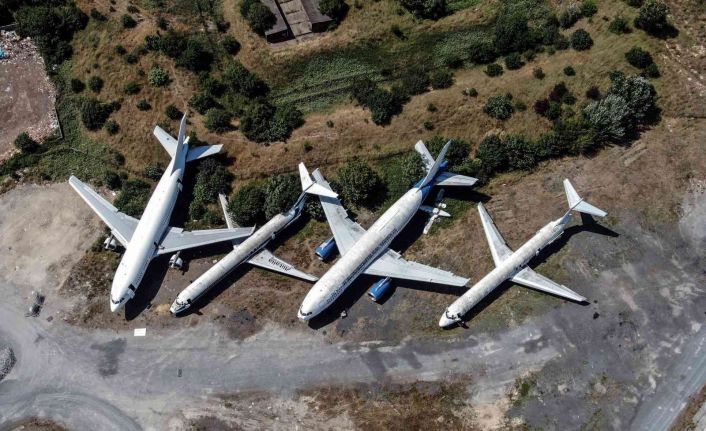 Hayalet uçaklar satılıyor