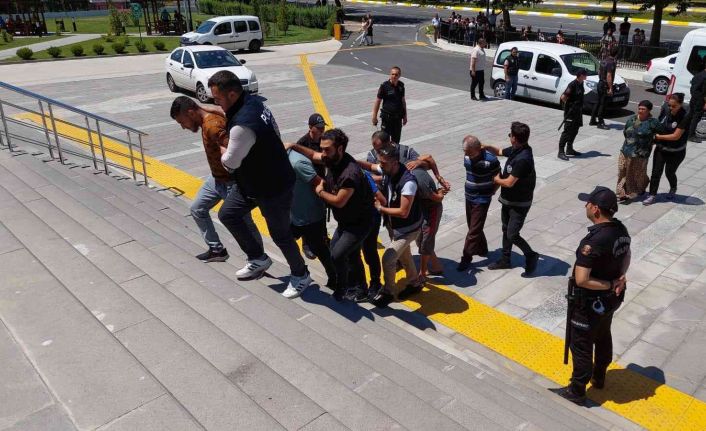 Husumetli iki ailenin çatışmasında bekçi yaralanmıştı: 8 kişi tutuklandı