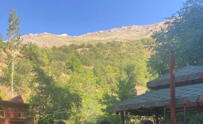 Jandarma ‘güven timleri’ kentin huzuru için çalışıyor