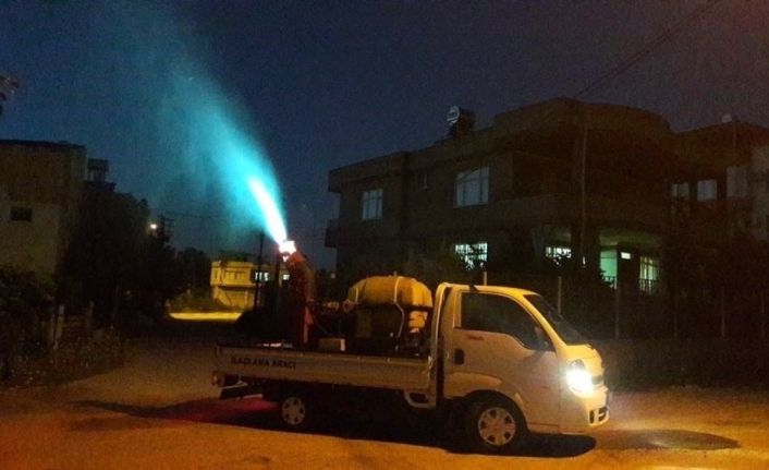 Kadirli’de gece gündüz haşereyle mücadele
