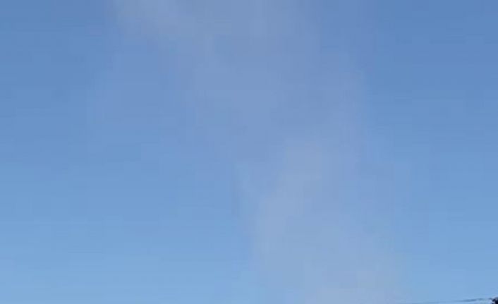 Karayolunda çıkan hortum kameraya böyle yansıdı