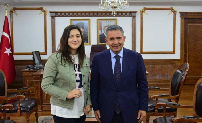 Kırşehir’in LGS birincisi başarısını kitap okumaya ve deneme sınavlarına borçlu