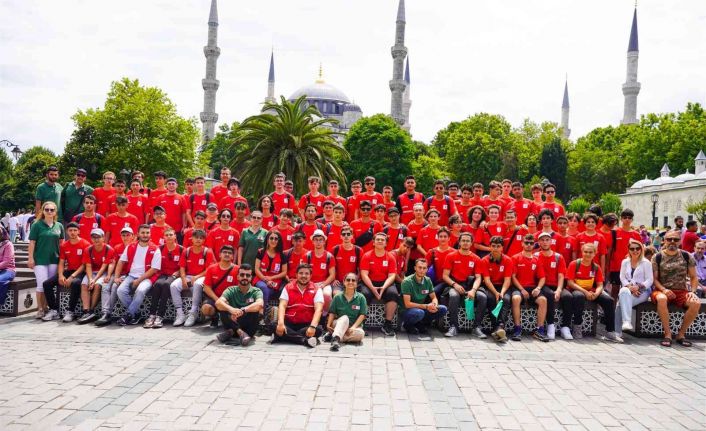 Kızılay kampları gençlerin gelişimine katkı sağlıyor