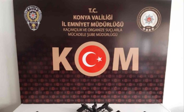 Konya’da silah kaçakçıları polisten kurtulamadı