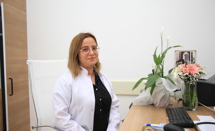 Kula Devlet Hastanesi’ne atanan çocuk ve bebek sağlığı doktoru göreve başladı