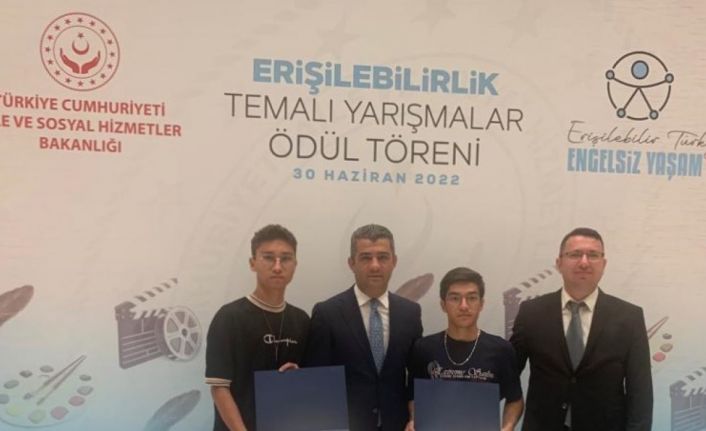 Lise öğrencilerin duyarlı ve anlamlı kısa filmi ödüle layık görüldü