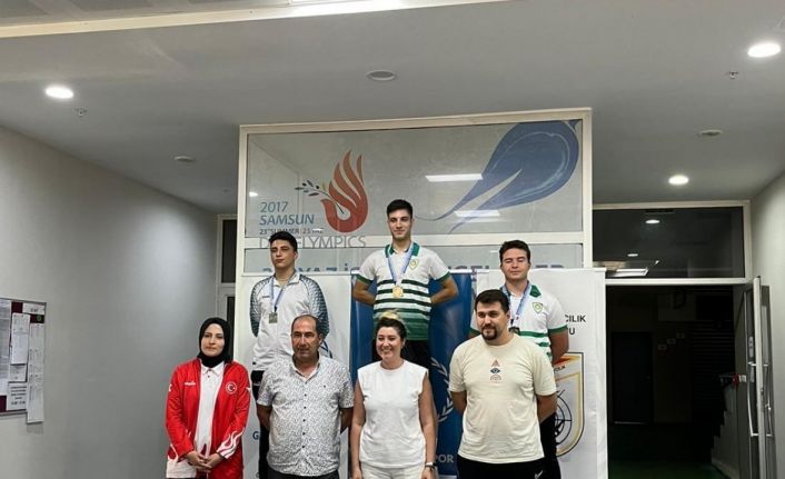 Manisa BBSK sporcusu Eren Karaçor şampiyon oldu