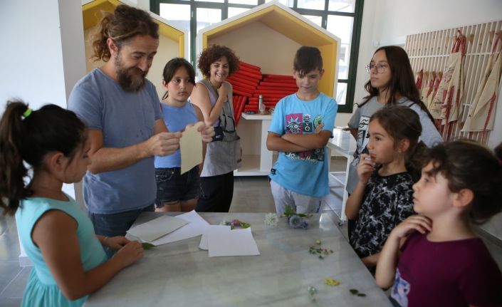 Misi sanatçı konuklarını ağırladı