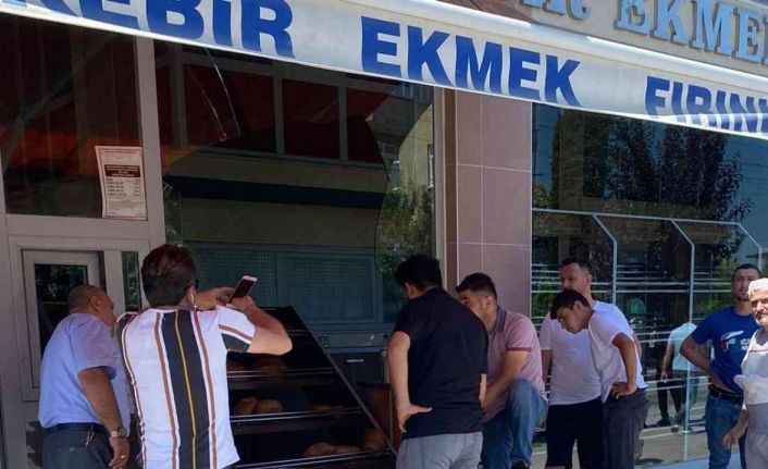 Motosikleti çaldı kaçarken kaza yaparak yaralandı