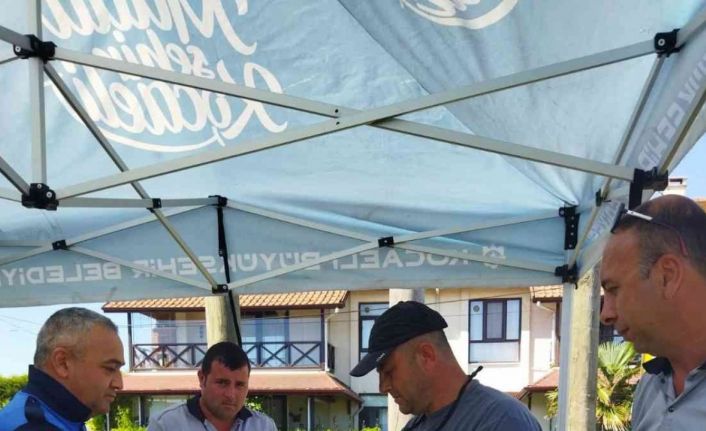 Para dolu çanta sahibine ulaştırıldı