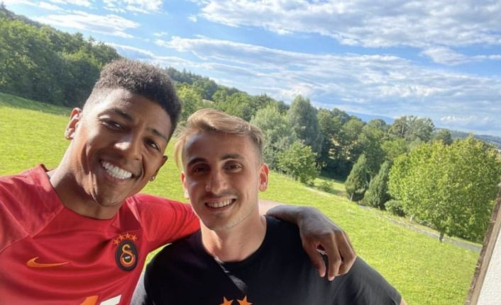 Patrick van Aanholt: “Ortak hedefimiz Galatasaray’ın başarısı olup aramızda hiçbir husumet bulunmamaktadır”