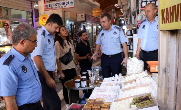 Siverek’te Zabıta ekipleri bayram öncesi gıda denetimlerini sıklaştırdı