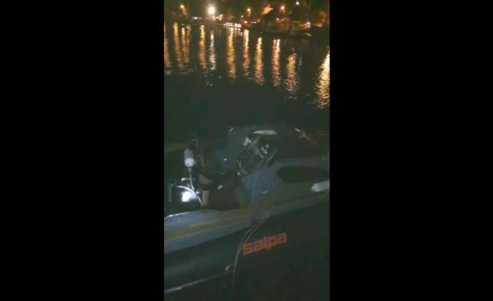 Sürat teknesi kayalıklara çarptı, ünlü iş insanı ve eşi hayatını kaybetti