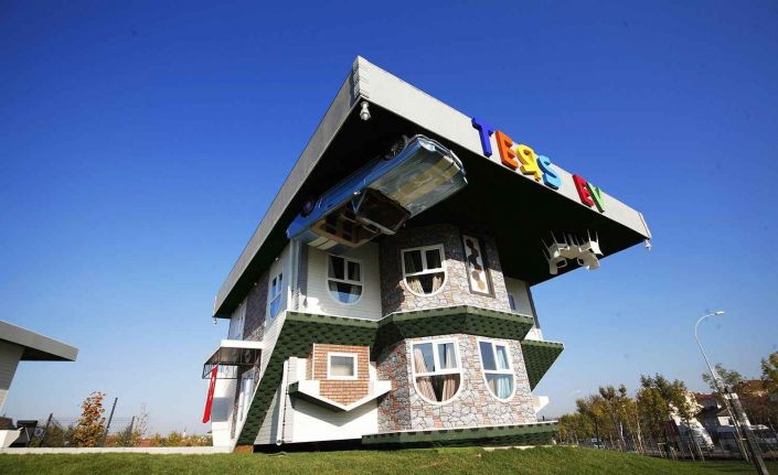 Ters Ev Sakarya’da sembol mekan oldu: 8 ayda 40 bine yakın ziyaretçi ağırladı