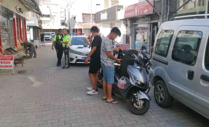 Trafik uygulamasından kaçan genç: “Çekmesen olmaz mı, ünlü olmak istemiyorum”