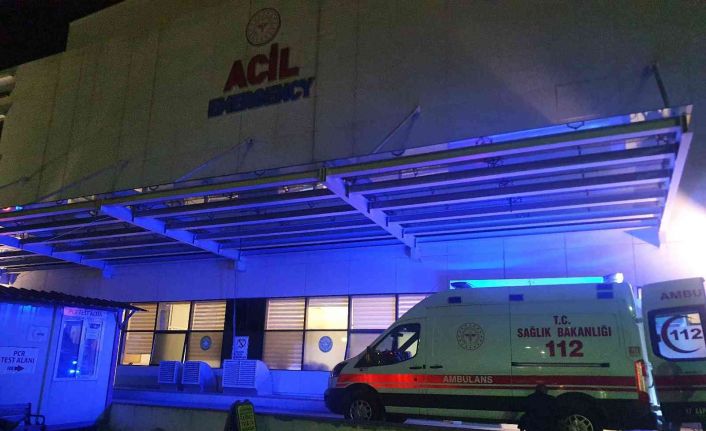 Üzerine mermer bloku düşen işçilerden 1 kişi öldü, 1 kişi de yaralandı